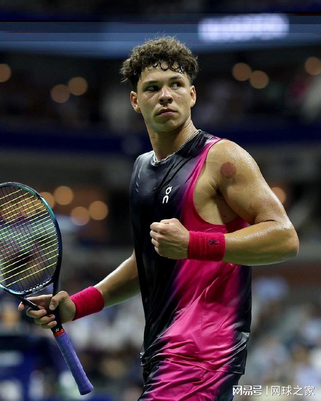 以其精彩的 以其精彩的